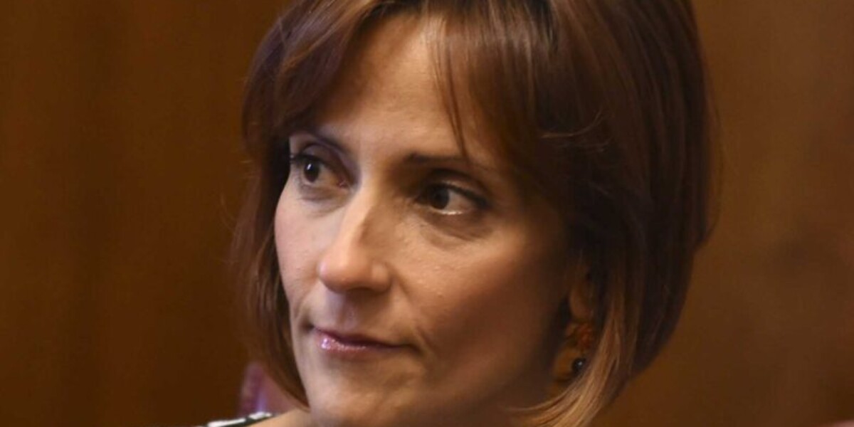 “Light in the Suburbs” case in Vibo, councilor Scrugli clarifies: «Bitterness over the revocation, but ready to protect the organization also at the TAR»