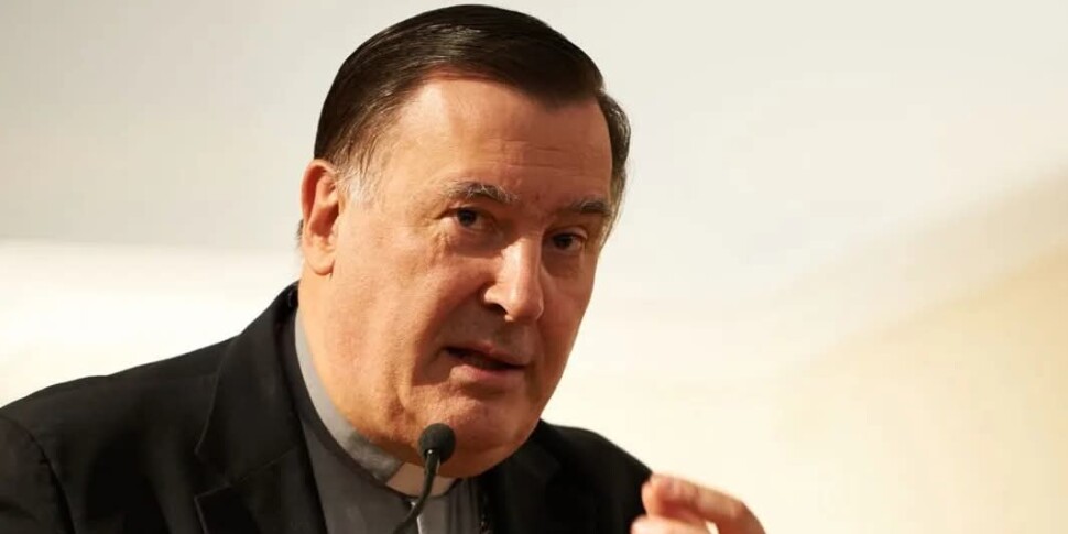 Catanzaro, Mons. Maniago's message for the start of the school year: «Friends, don't waste this opportunity»