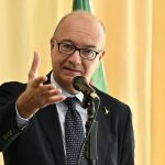 School and foreigners: 30% restriction only for those who do not speak Italian, towards exemptions
