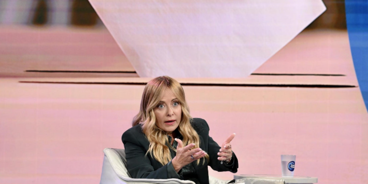 Meloni after Mattarella: «More balanced classes, the ceiling concerns foreigners who do not speak Italian»