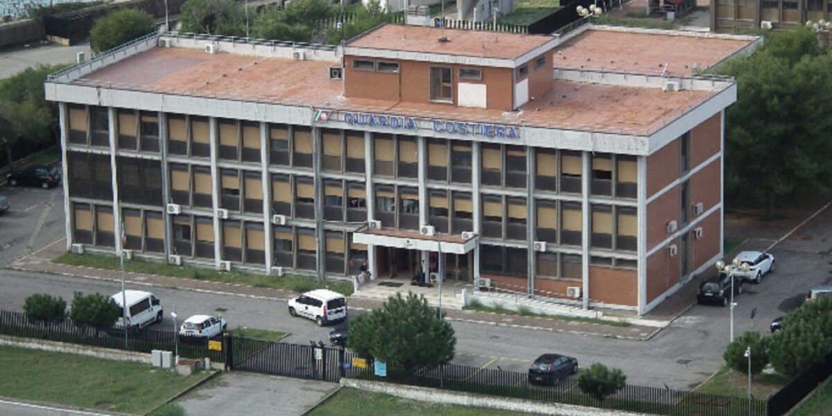 19 teachers of a maritime training center in Palmi reported: they signed the registers despite being absent