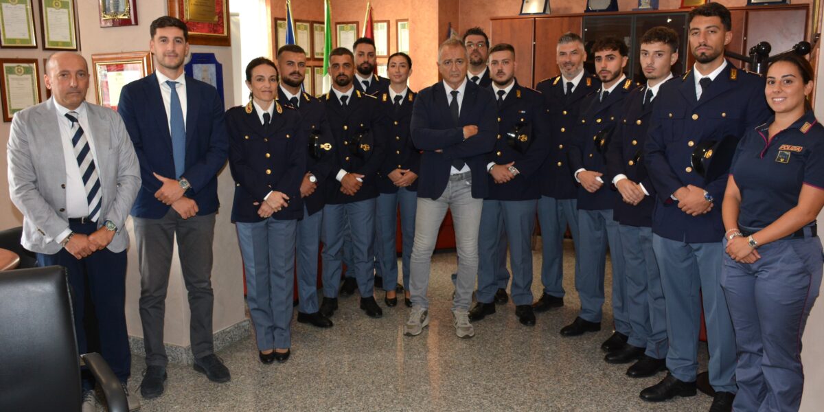 8 officers assigned, 1 deputy inspector and 1 assistant chief to the Vibo Valentia Police Headquarters