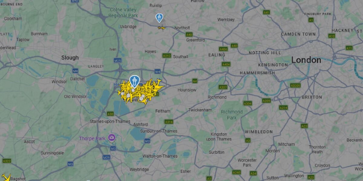 Air traffic control failure, chaos at British airports
