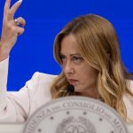 Car tax, Meloni: «It is not only valid for 2027». Sparks with Renzi