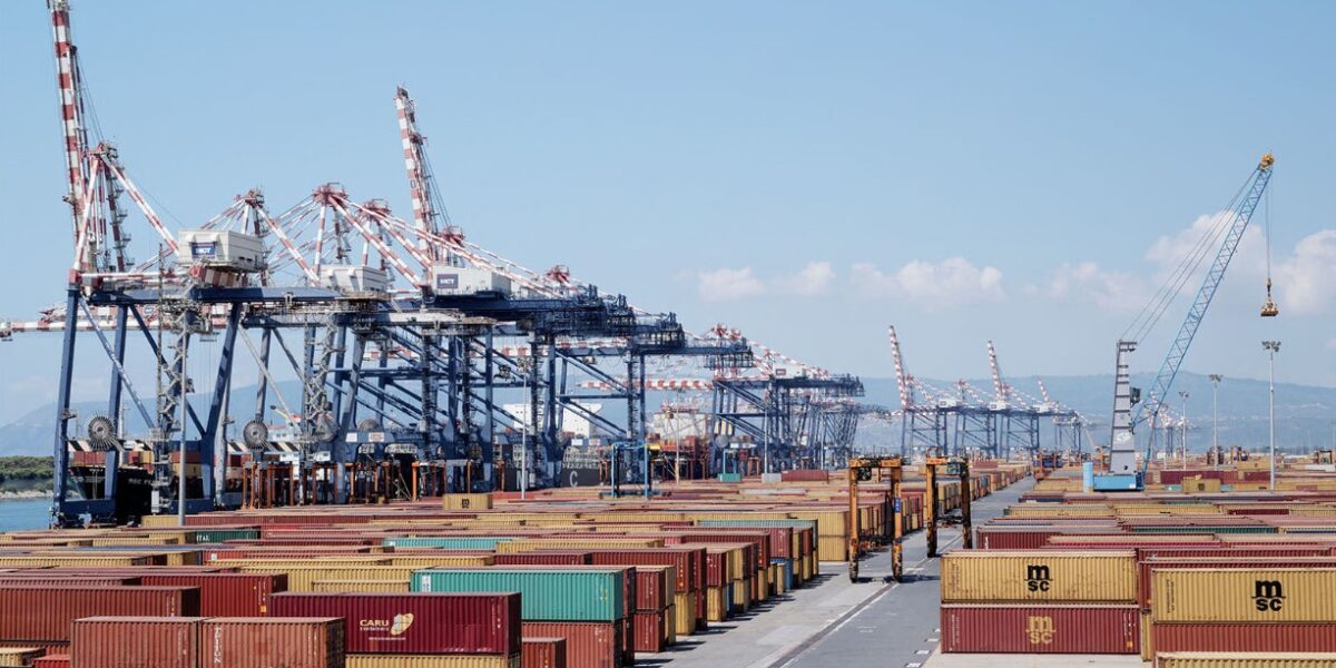 Containers blocked at the port of Gioia Tauro: the report excludes weapons destined for Israel and unblocks the ship