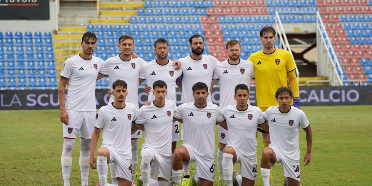 Cosenza, the match program until January has been defined: the Crotone derby and the match against Salernitana stand out