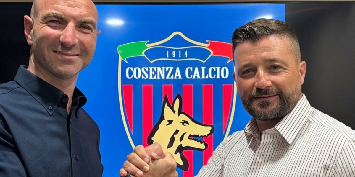 Cosenza travels at the pace of Serie D, Giugliano (10 men at 2-2) scores five and sinks the rossoblù