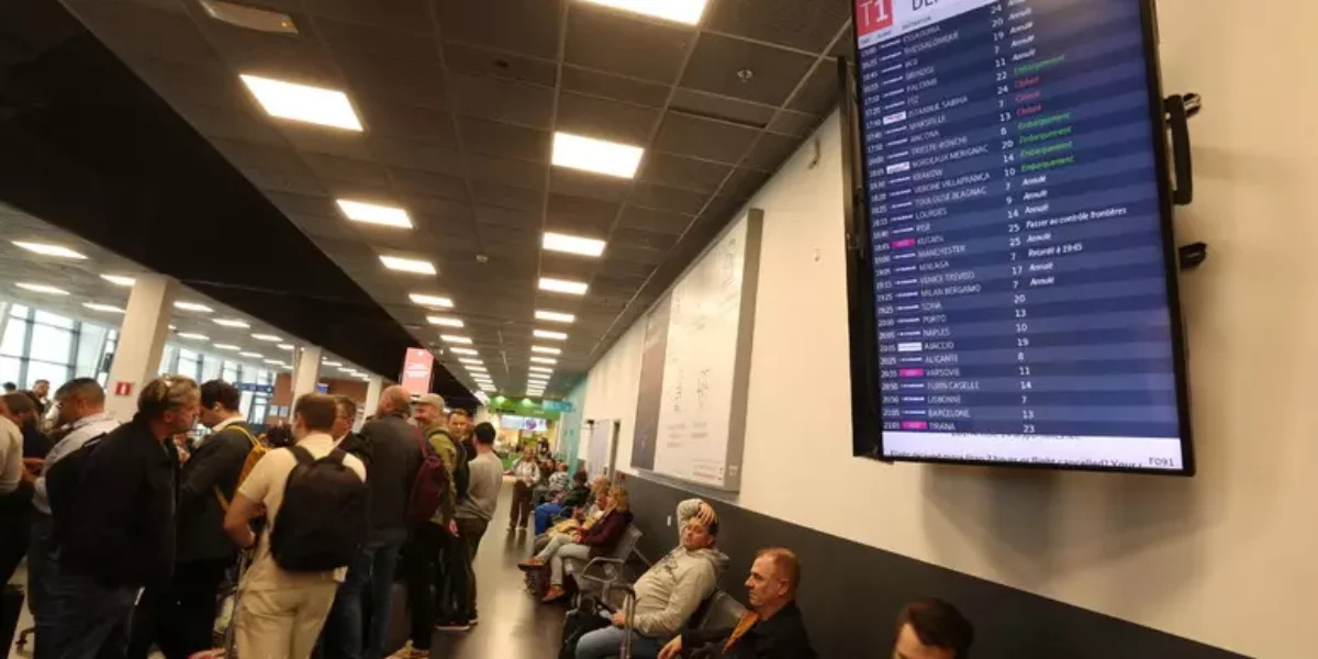 Drones over Luxembourg airport, air traffic interrupted and then resumed