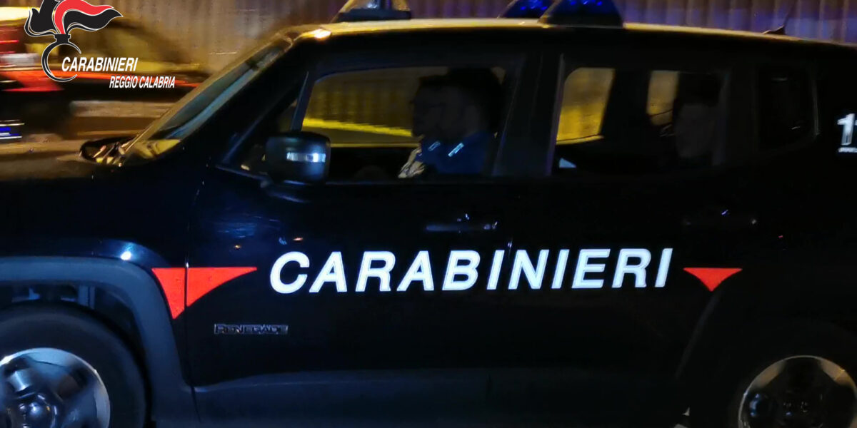 He beats his pregnant partner with a belt: the police arrest a man in Campo Calabro
