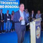 In Reggio Calabria, Roscioli's challenge to Vannacci, the center-right takes back the square
