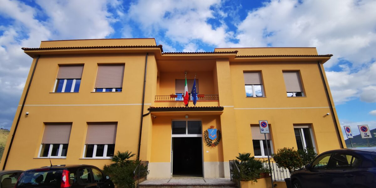 Mafia, "intricate mix-ups" on Mazzarrà Sant'Andrea. The "Rita Atria" association: "Keep the lights on"