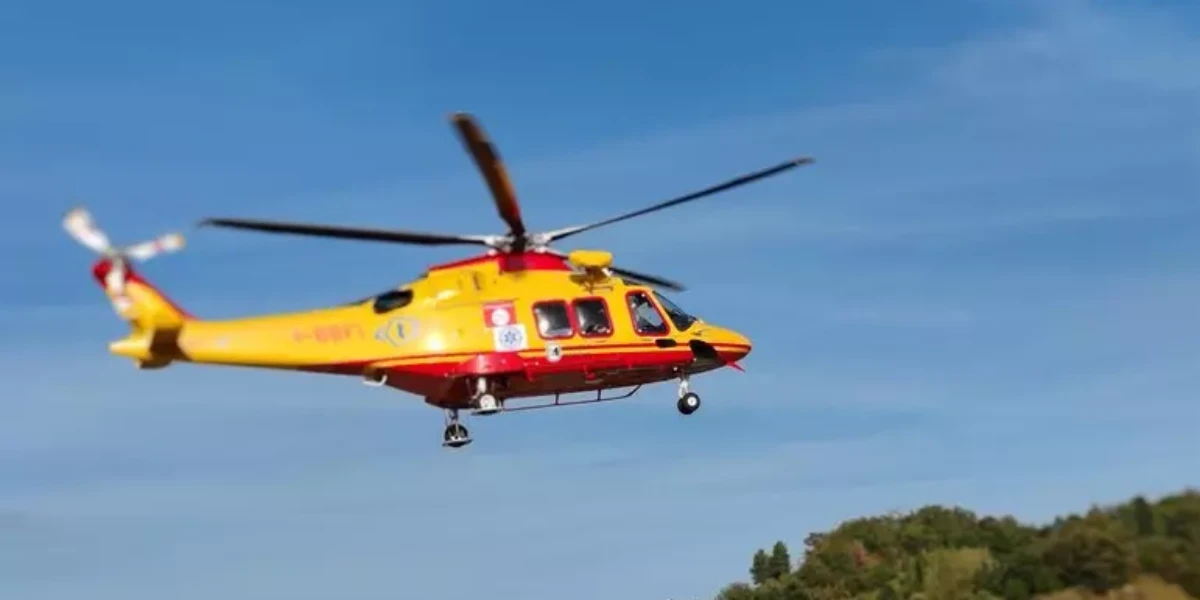 Milazzo, cyclist hit by a car: it's serious. Transferred by air ambulance to the Polyclinic