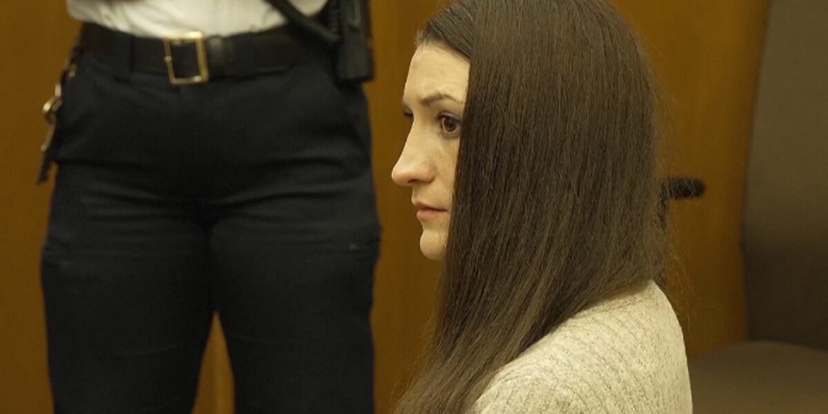 She killed her three children, one juror out of 12 denies her acquittal: trial canceled for Lindsay Clancy