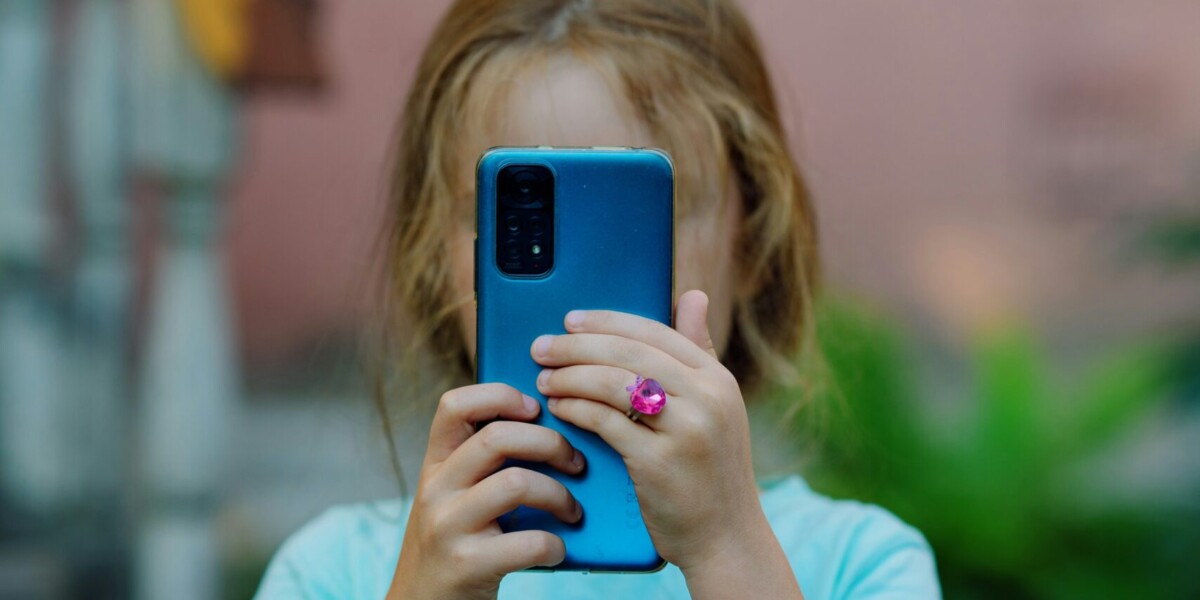 Social networks prohibited under 13 years of age, the EU proposal: accounts only for those aged 15 and over
