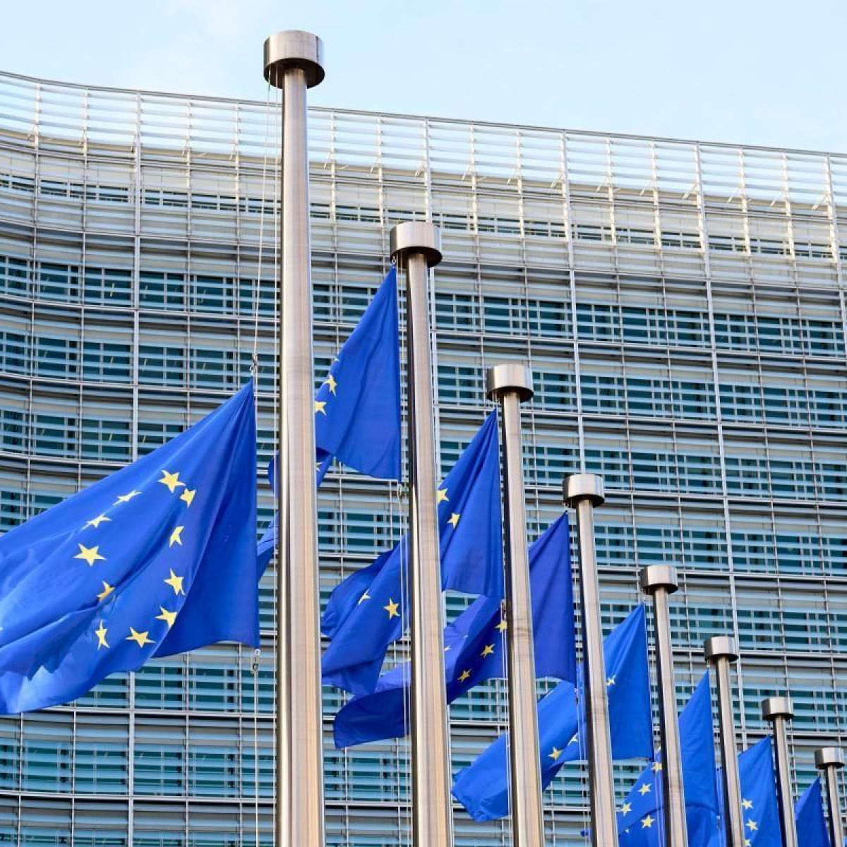 BRUSSELS (BELGIUM) (ITALPRESS) – The public consultation launched by the European Commission on the revision of the Tobacco Products Directive (TPD) and the Tobacco Advertising Directive ends today. The initiative (https://ec.europa.eu/info/law/better-regulation/have-your-say/initiatives/17612-Tobacco-products-and-tobacco-advertising-revision-of-EU-rules_en) represents one of the central steps in the process of updating the European regulatory framework, with proposals expected in the coming months. Consultation is accessible