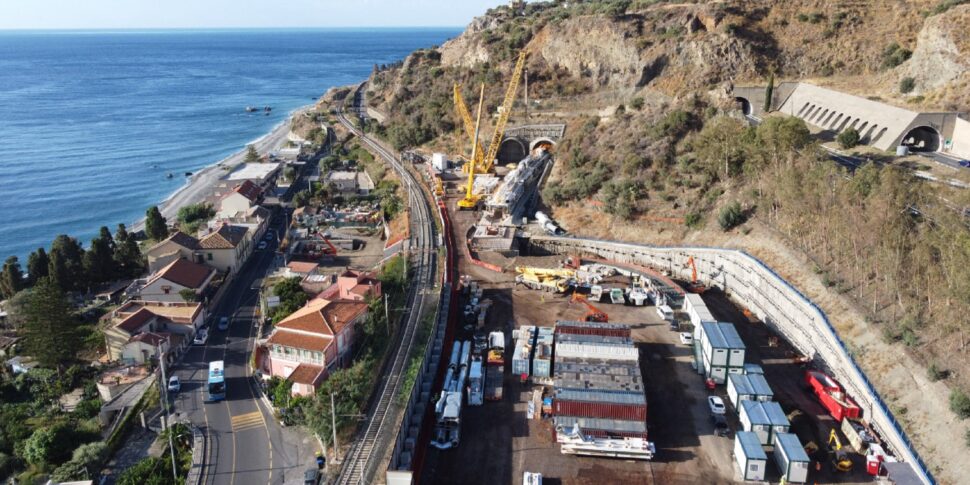 Messina-Catania railway doubling: for Lombardo (ScN) there is a "risk of closing construction sites" and requests an urgent hearing from the ARS