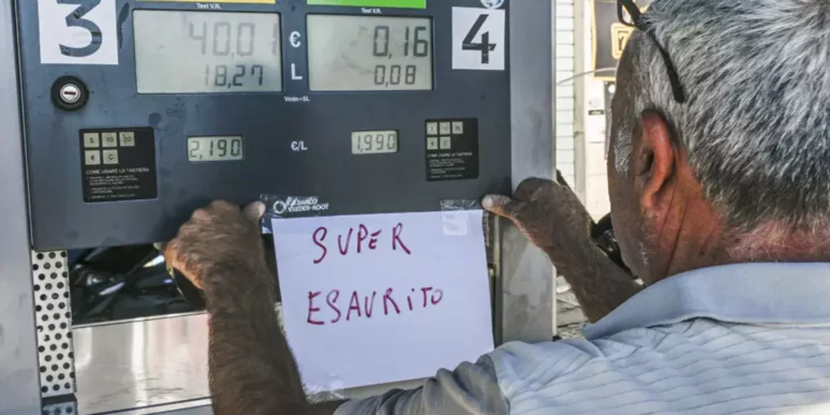 Stop the discount for diesel, then mobile excise duties. The high cost of fuel in 6 months has cost motorists 4.7 billion