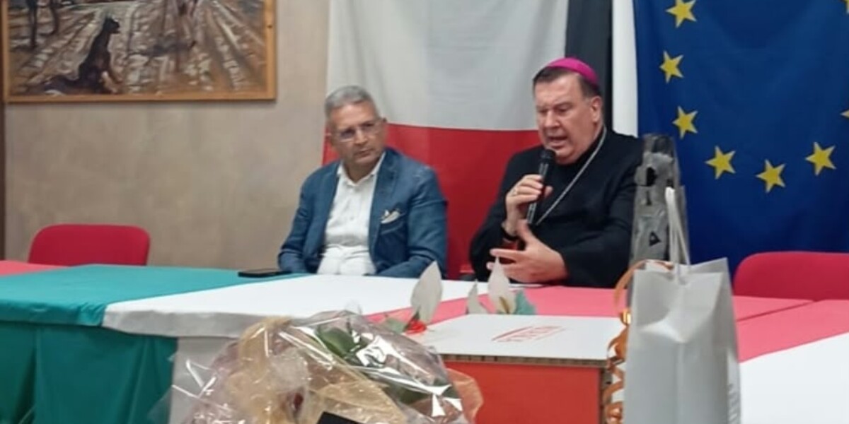 Archbishop Maniago meets entrepreneurs in Cicala: «Here it takes courage to do business»