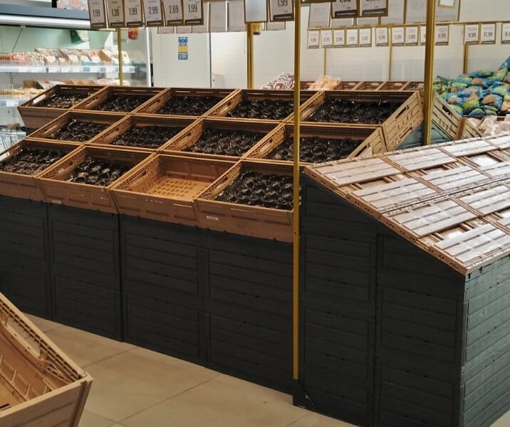 Fuel, stopped trucks and empty shelves. Calabria awaits answers from Salvini