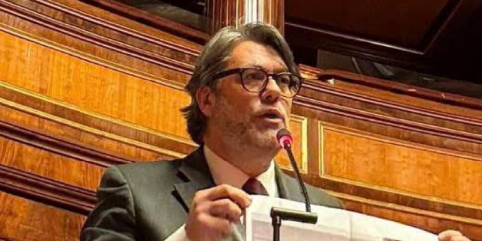 "No to the cut of parliamentarians due to depopulation". The proposal of the Democratic Party senators for Sicily and Sardinia
