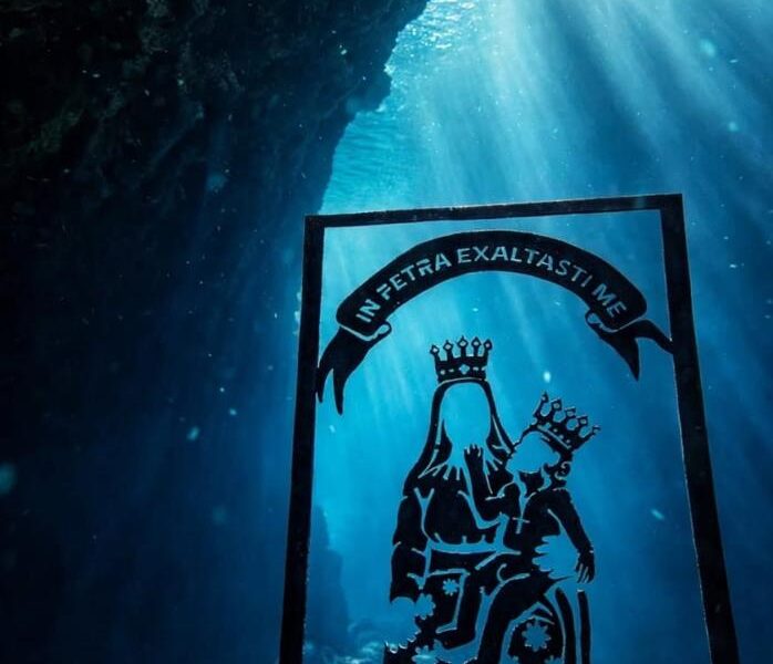Praia a Mare, the Madonna della Grotta on the seabed of Dino Island: a slab 8 meters deep