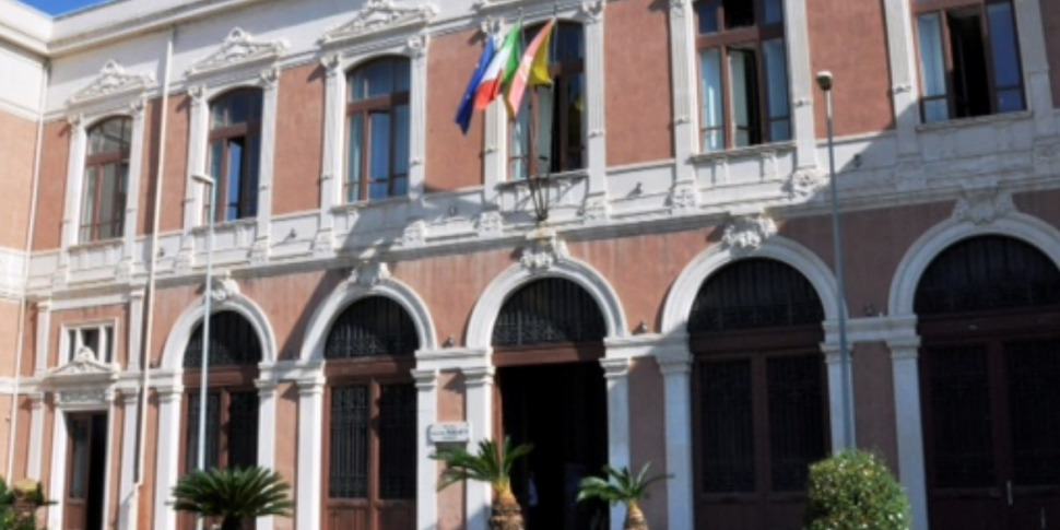 Procurement investigation at the University of Messina, former PD Del Basso De Caro in the courtroom