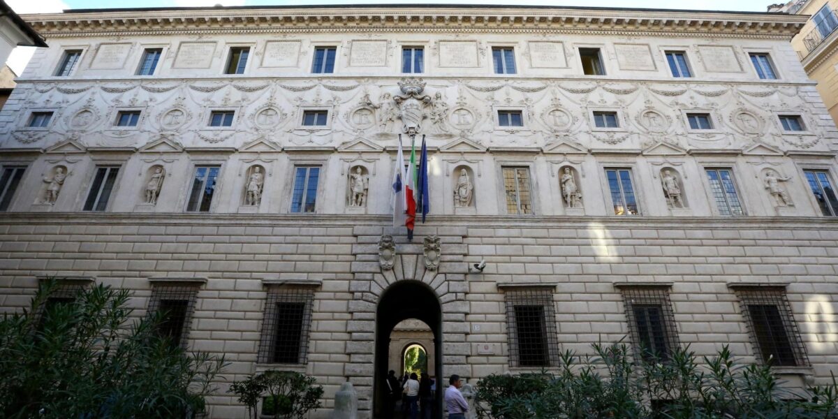 Referendum on undersecretaries in Calabria, hearing at the Council of State postponed to October 15th