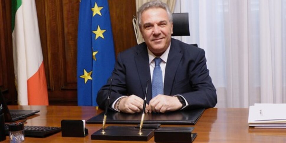 Reggio Calabria, Undersecretary Sbarra at the workshop on the Strait: "Strategic port system for the South"