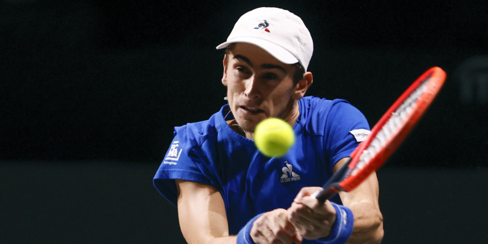 Shanghai, Arnaldi beats Tomic and challenges Fritz. Darderi finds Tsitsipas